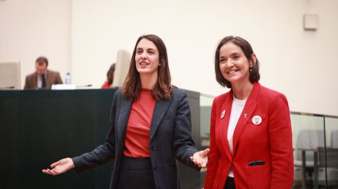 Las portavoces de PSOE y Mas Madrid en el Pleno de Cibeles. Foto: Grupo municipal socialista