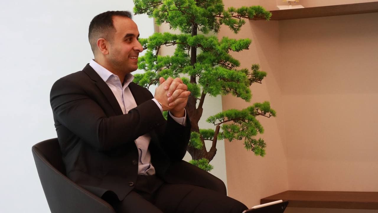 Ghassan Elgeadi, en su consulta (Foto: Mónica González)