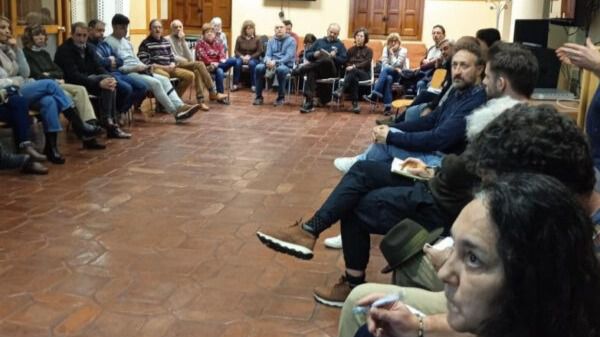 Imagen de la reunión de colectivos ecologistas y vecinales celebrada en Morata de Tajuña