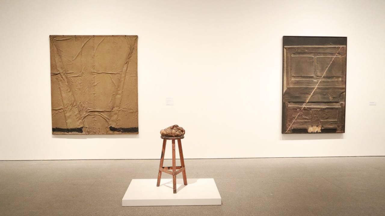 Exposición dedicada a Antoni Tápies