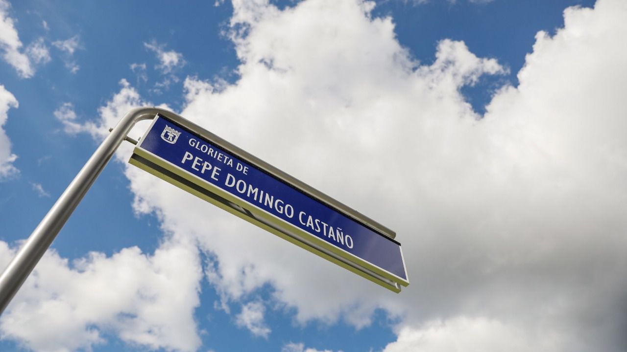 Glorieta dedicada al periodista Pepe Domingo Castaño. Foto: Ayuntamiento de Madrid