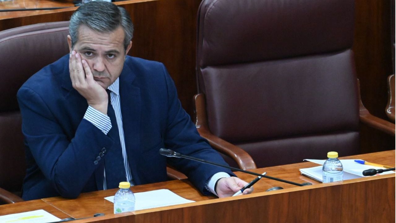 El consejero Jorge Rodrigo durante un Pleno de la Asamblea. Foto: Chema Barroso