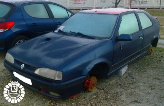 Vehículo abandonado (Foto: Agentes de Movilidad)