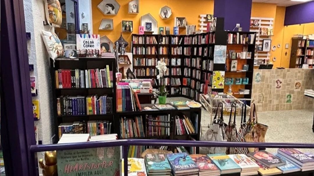 Librería Mujeres y compañía (Foto: Twitter)