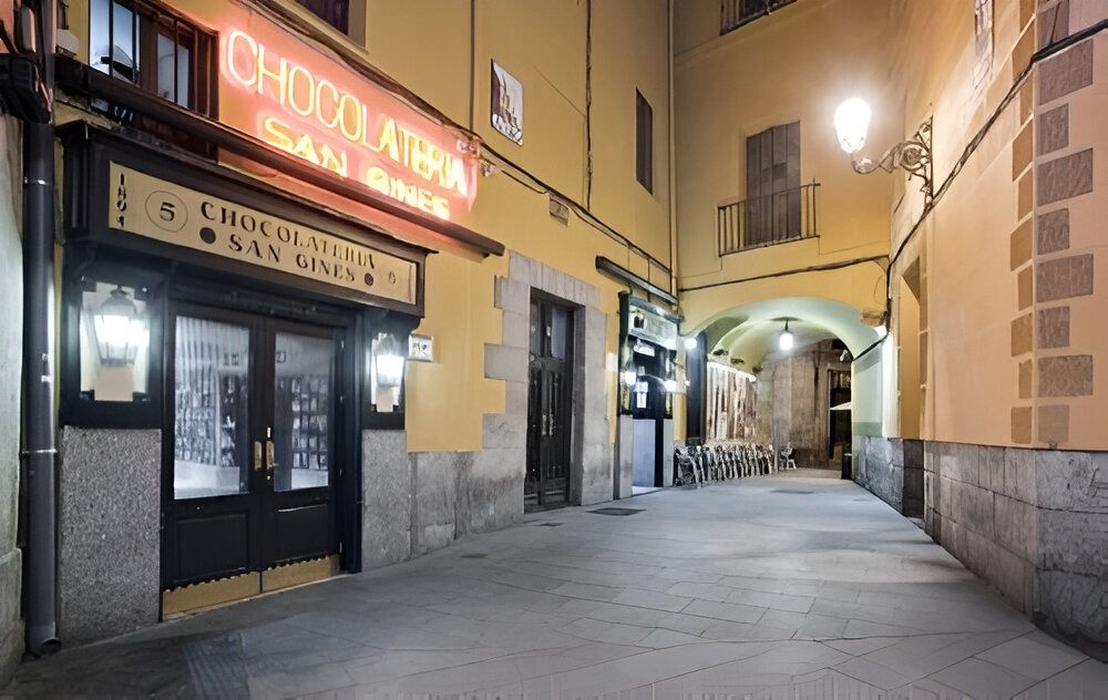 Chocolatería San Ginés