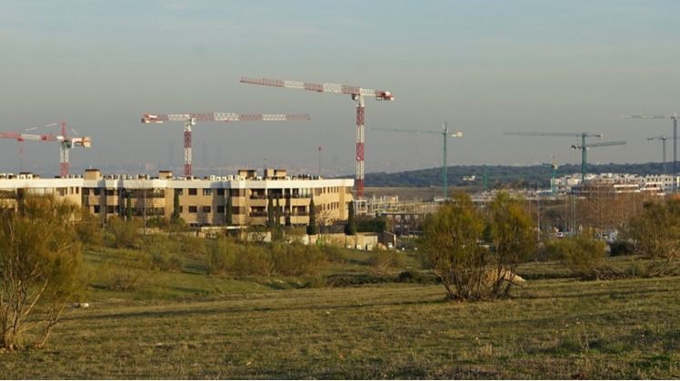 Construcciones en La Marazuela en enero 2020, y sectores aun sin construir, al borde del Parque del Manzanares: