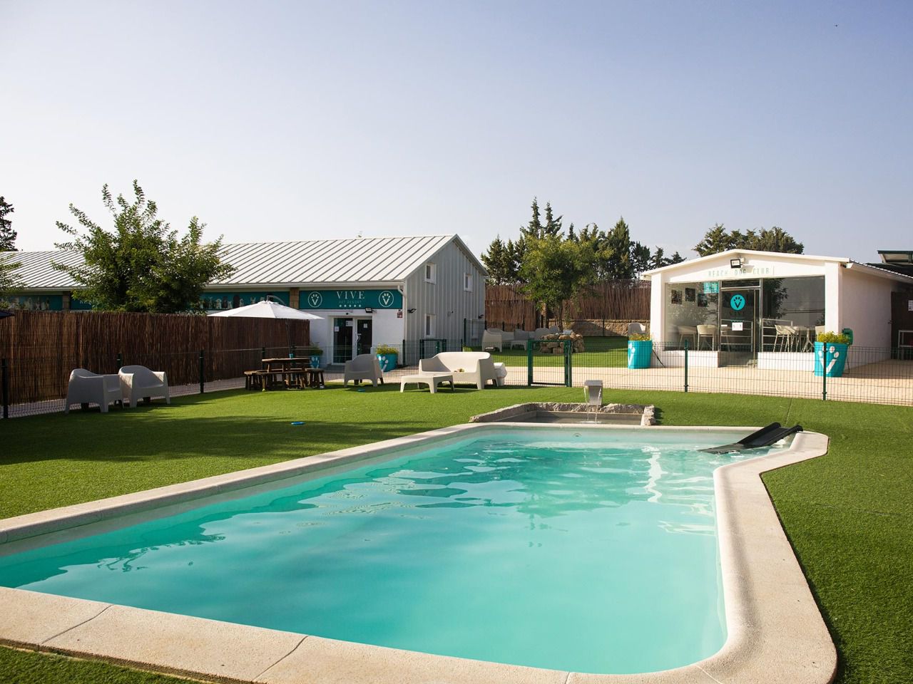 Vive Pet Resort