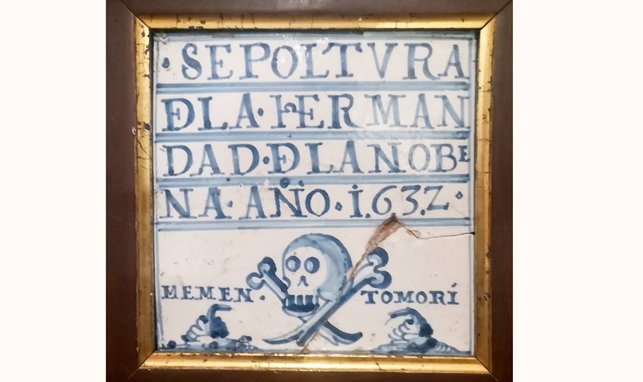 Mosaico de los enterramientos de los cofrades