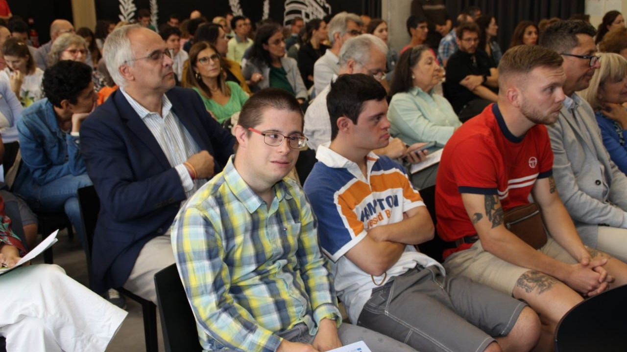 Público asistente a la presentación (Foto: Plena Inclusión)