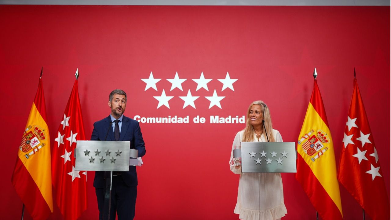 Miguel Ángel García Martín y Rocío Albert comparecen tras la celebración de un Consejo de Gobierno (Foto: Comunidad de Madrid)