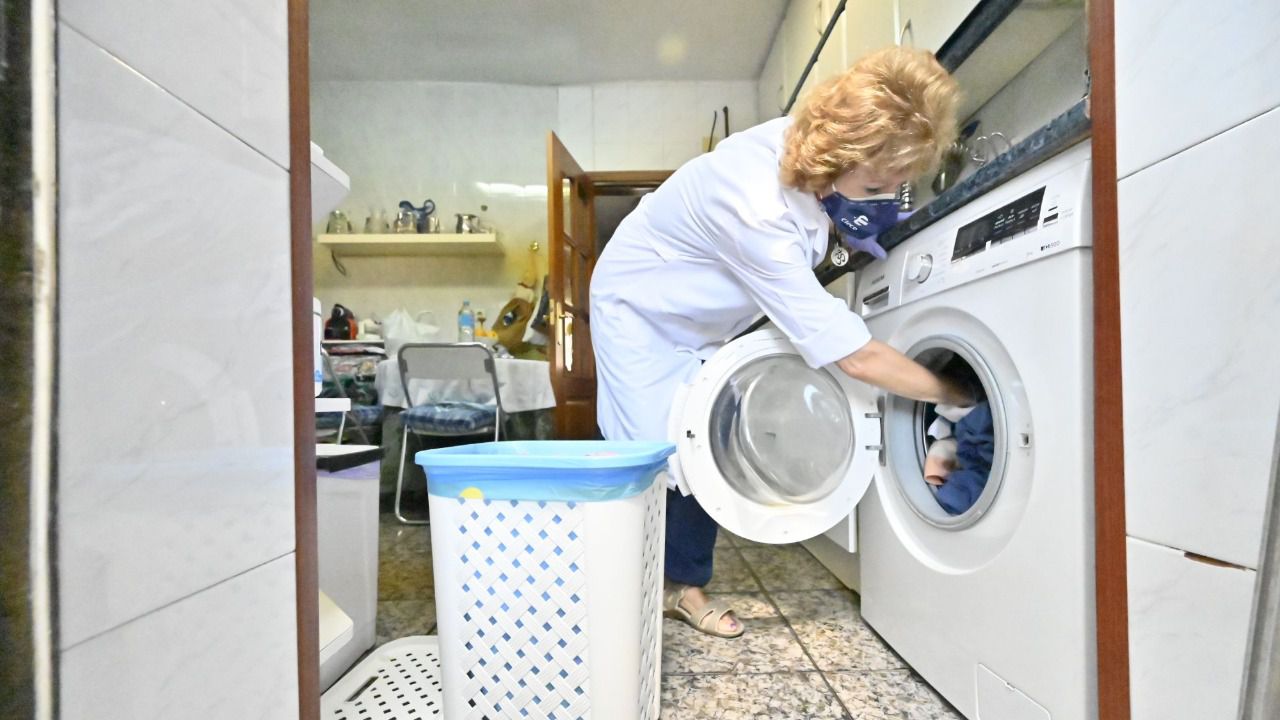 Trabajadora de Ayuda a Domicilio 8Foto: Chema Barroso)