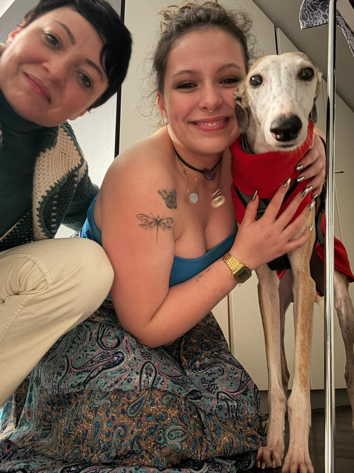 Elena y Clara con Selva.