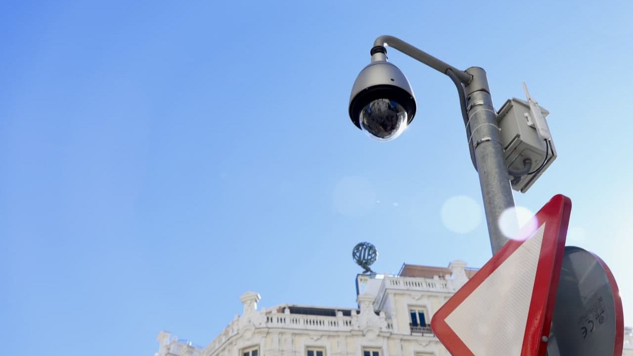 Estas cámaras ya se pueden ver en otros puntos de la ciudad. Lucía Villanueva 