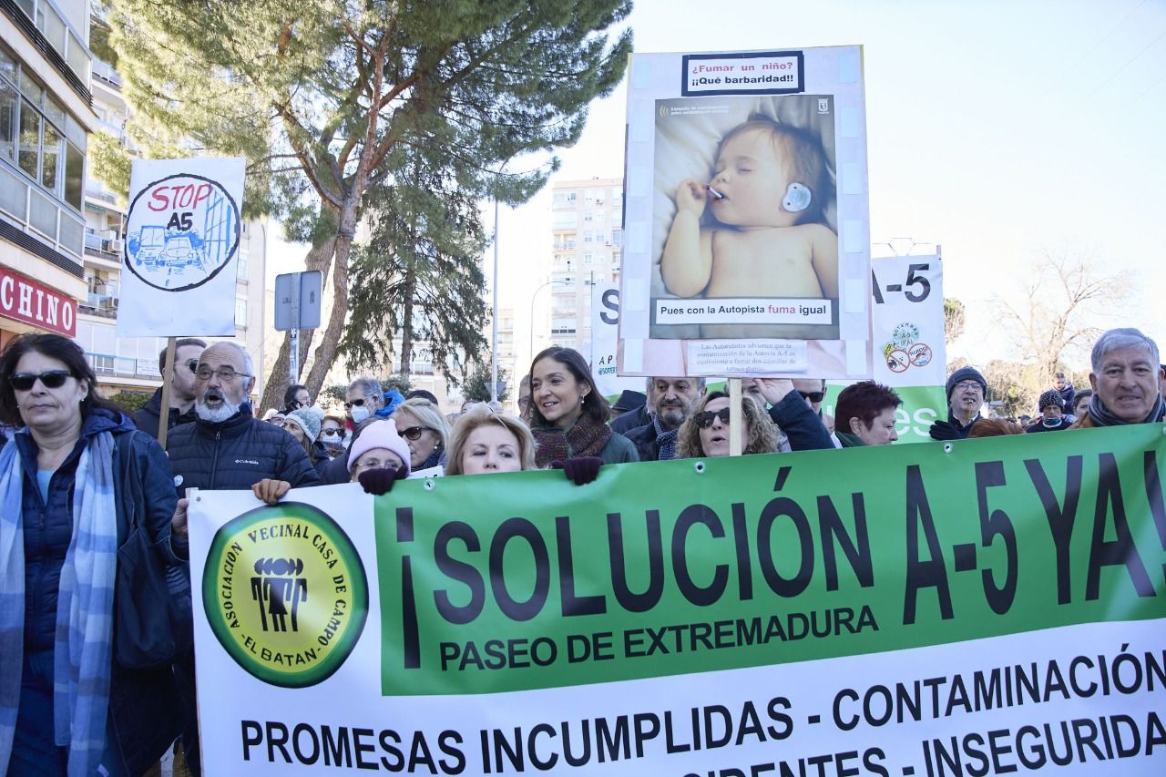 Una de las protestas vecinales pidiendo el Soterramiento de la A-5.