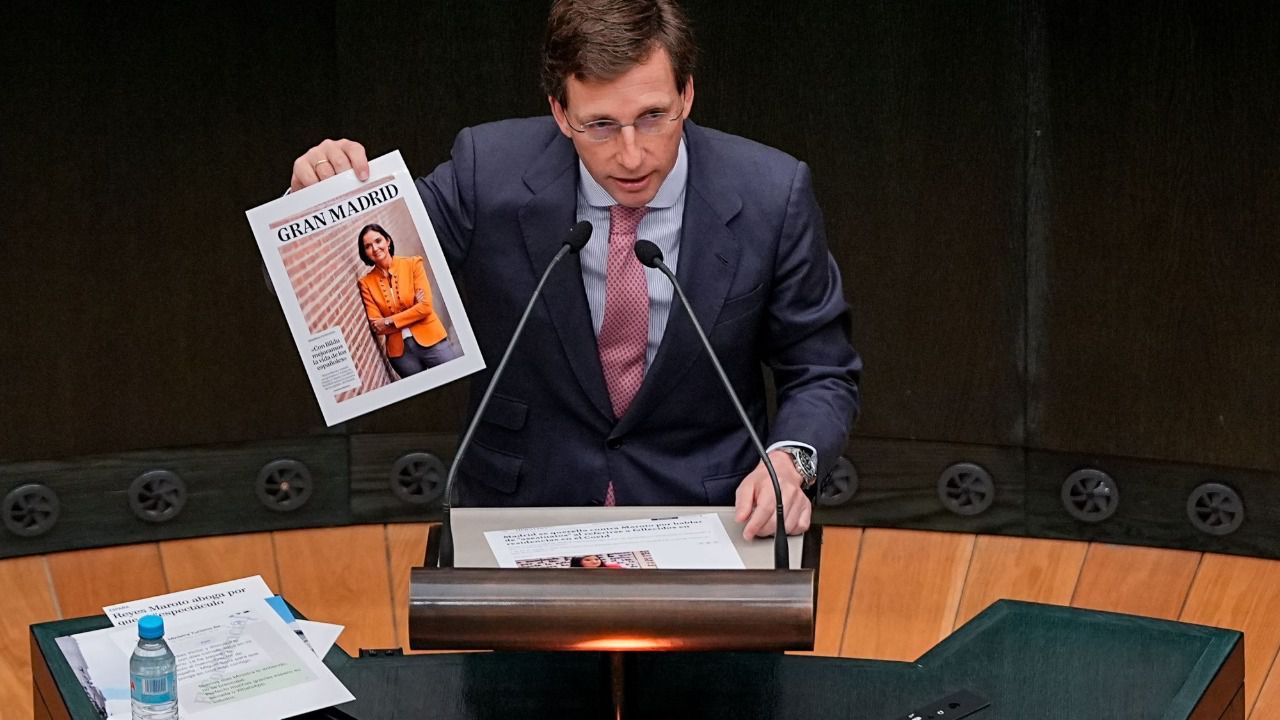 José Luis Martínez-Almeida hablando de Reyes Maroto.