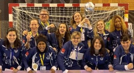 Equipo de fútbol sala femenino del CD Altatorre (Foto: CDA)