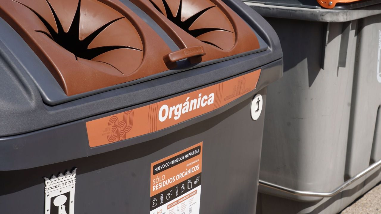 Contenedor de materia orgánica.