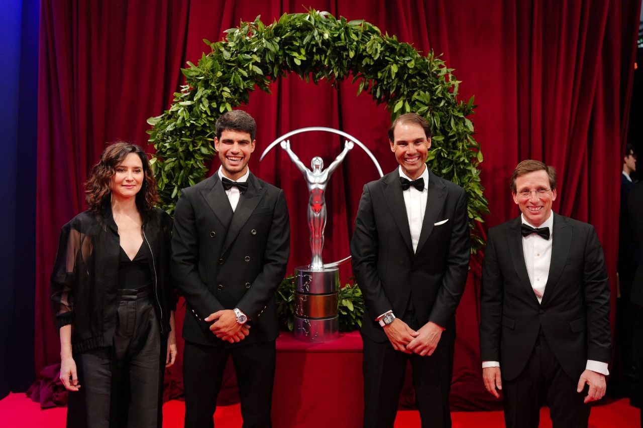 La presidenta y el alcalde con Nadal y Alcaraz (Foto: Comunidad de Madrid)