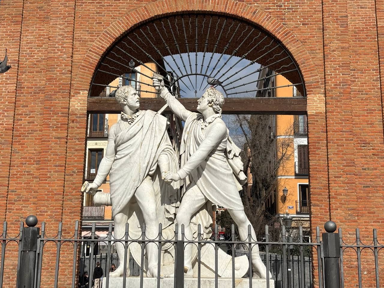 Monumento de Daoíz y Velarde en la Plaz del Dos de Mayo