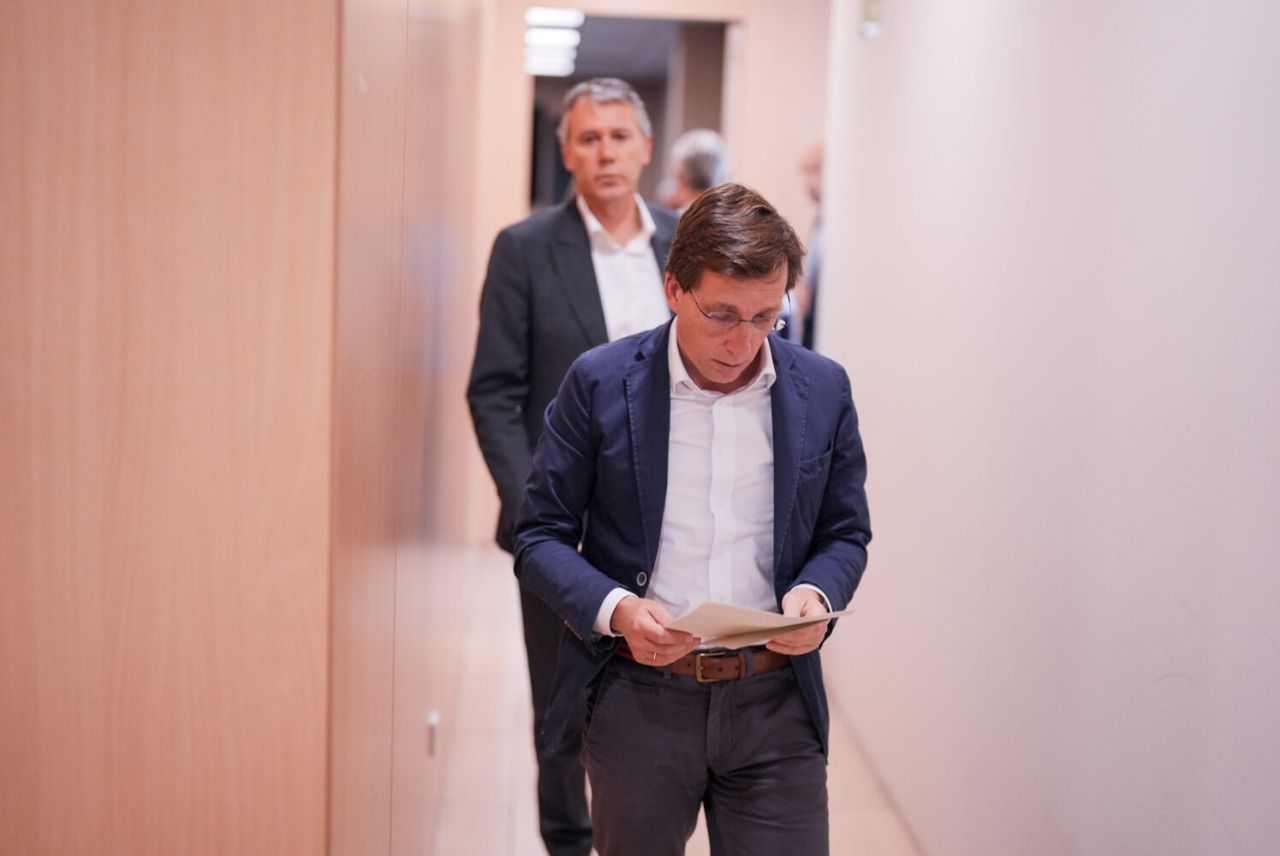 Martínez-Almeida en la reunión del CISEM (Foto: Ayuntamiento de Madrid)