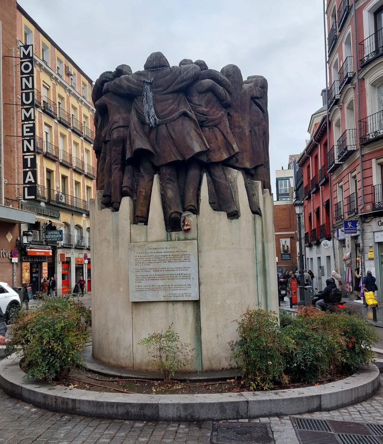 Monumento de Juan Genovés en Antón Martín