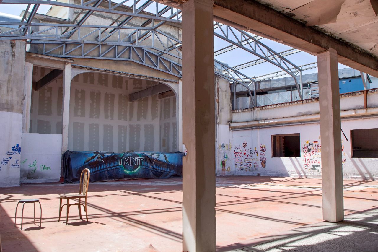 Obras en 2015 para recuperar la terraza del Calderón. (Foto: Antonio Castro)