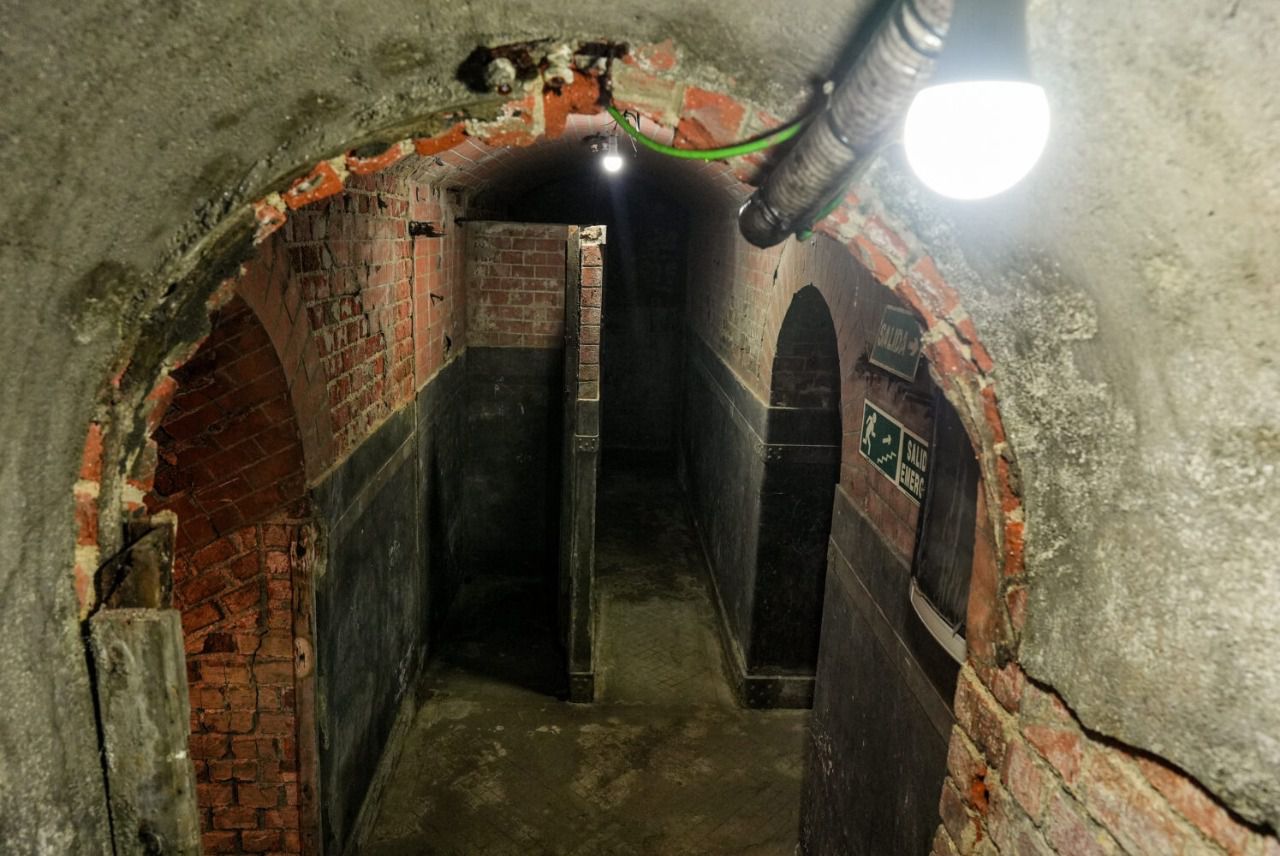 Interior del refugio antiaéreo del Parque del Retiro