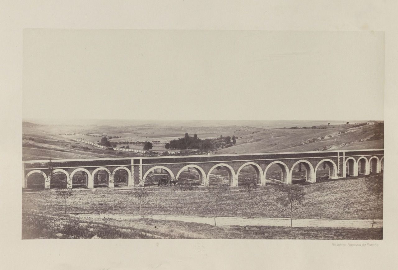 Puente-acueducto de Amaniel. 1856. Foto de Charles Clifford. Biblioteca Nacional de España