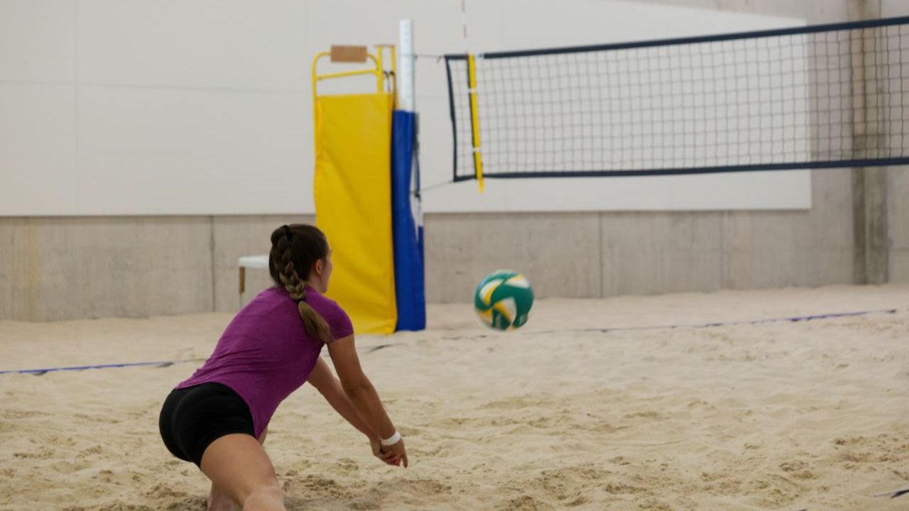 Entrenamiento del Beach Volley Academy Femenino.