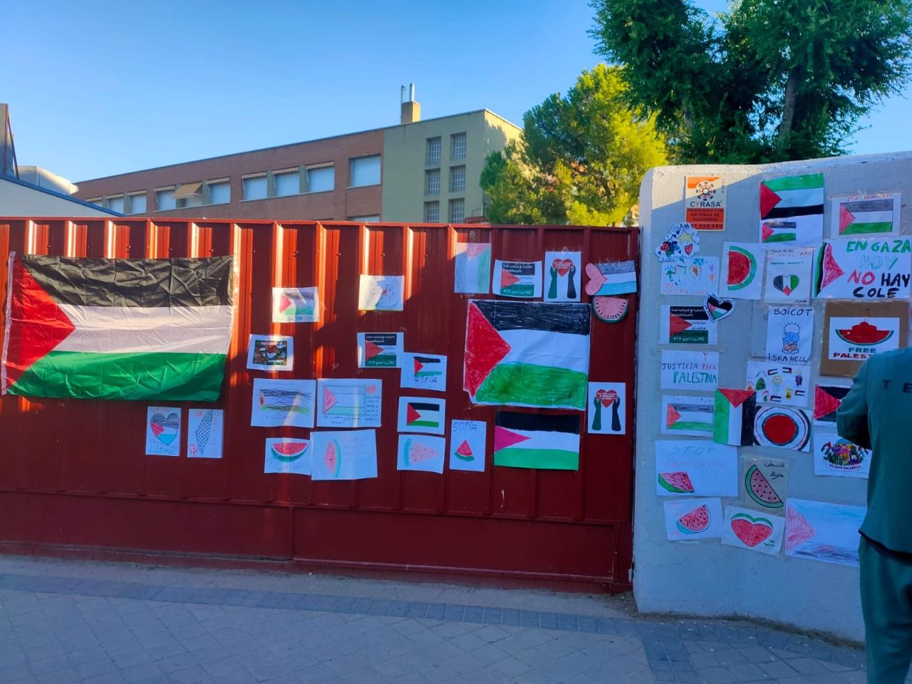Imagen del CEIP Perú en el primer 'Martes por Palestina' (Foto: MDO)