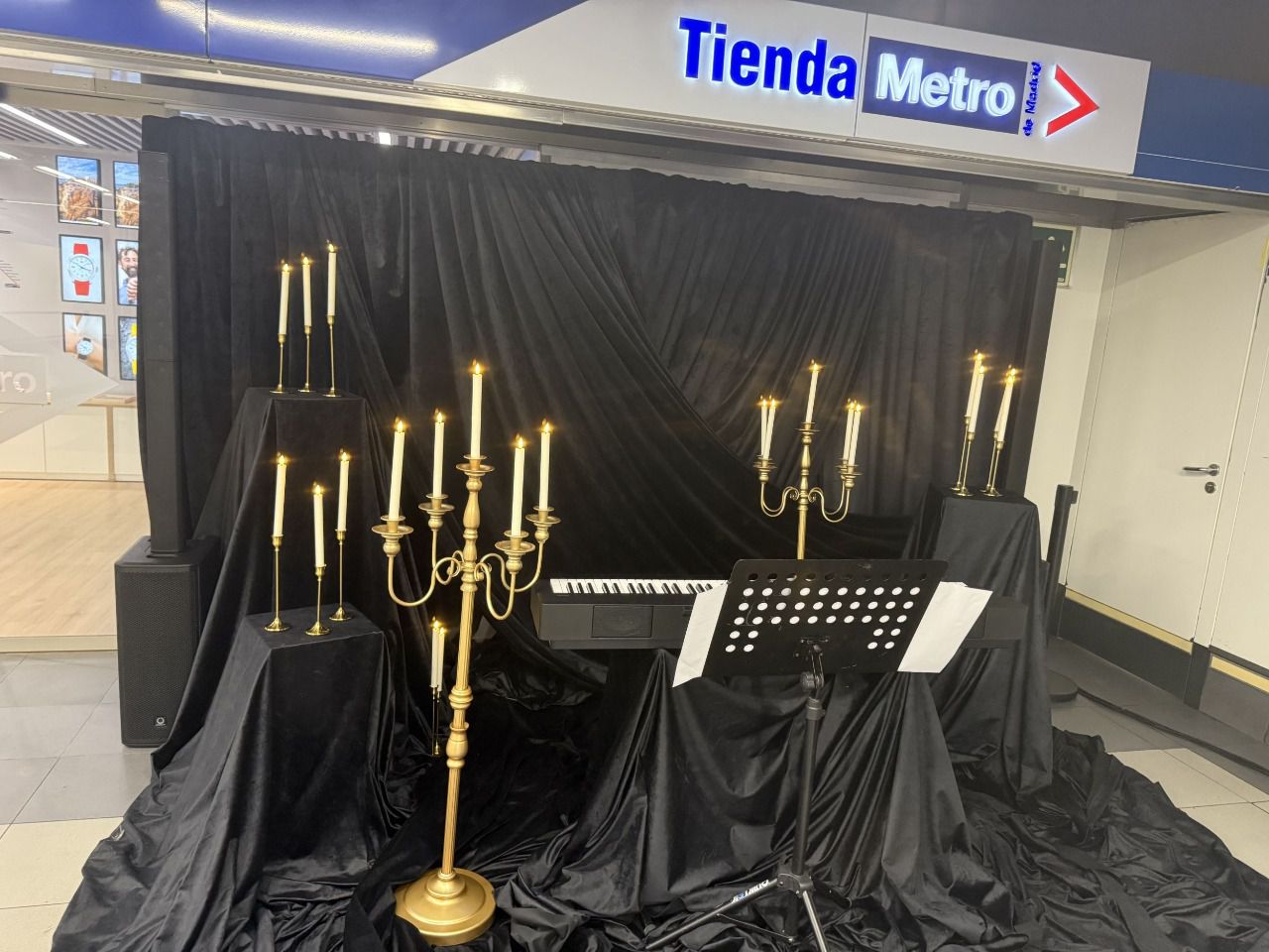 Decoración de la estación de Metro Ópera durante Halloween (Foto: MDO)