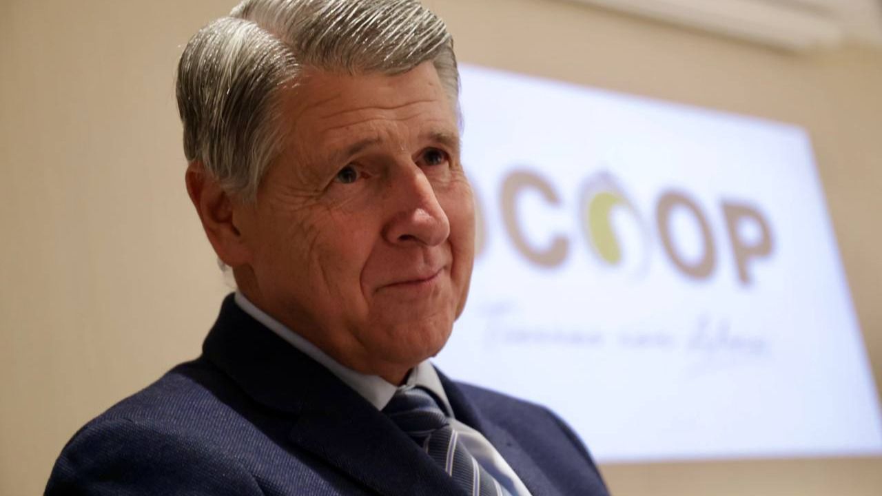 El director general de Dcoop