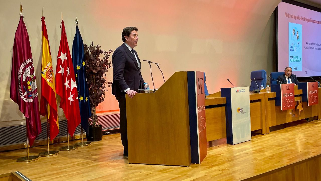 Manuel Martínez del Peral, presidente del COFM, durante su discurso en la entrega de Premios NME 2025