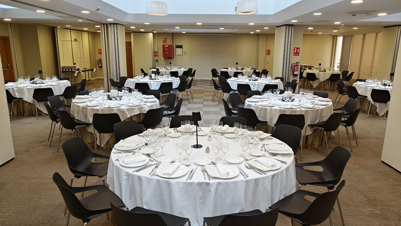 Uno de los salones del Hotel 1881 Madrid Ventas