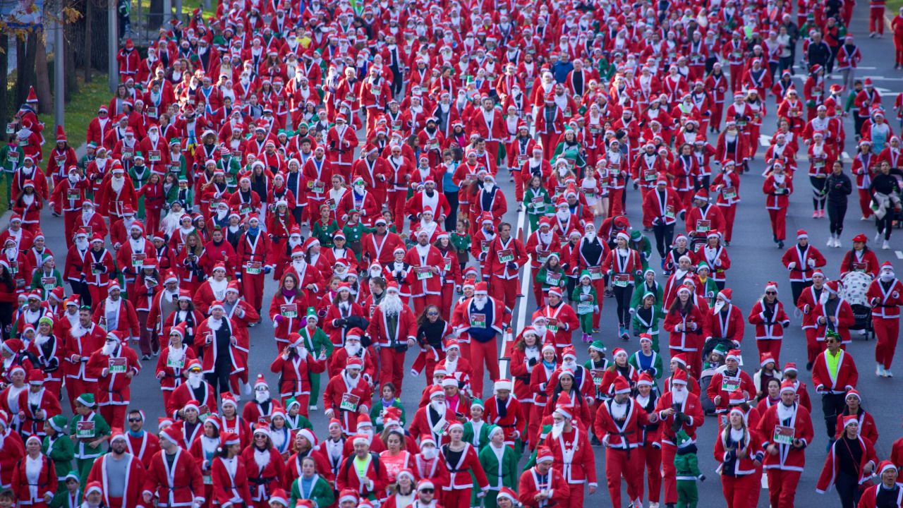Los corredores por el Paseo de la Castellana