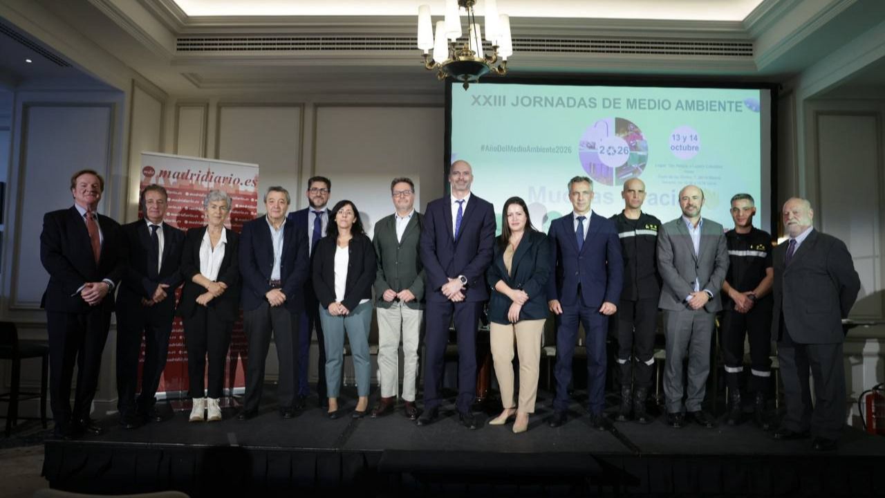 Foto de familia de los ponentes de las Jornadas