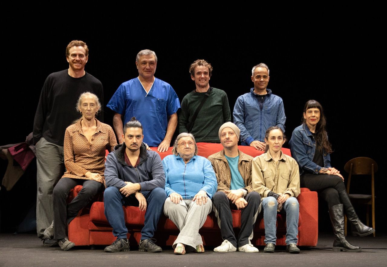 Elenco de la obra (Foto: Antonio Castro)