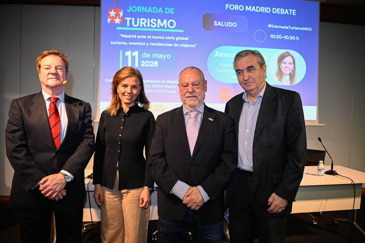 Almudena Maíllo con Juan Pajares, José Brías y Sigfrido Herráez (Foto: Eduardo Diéguez)