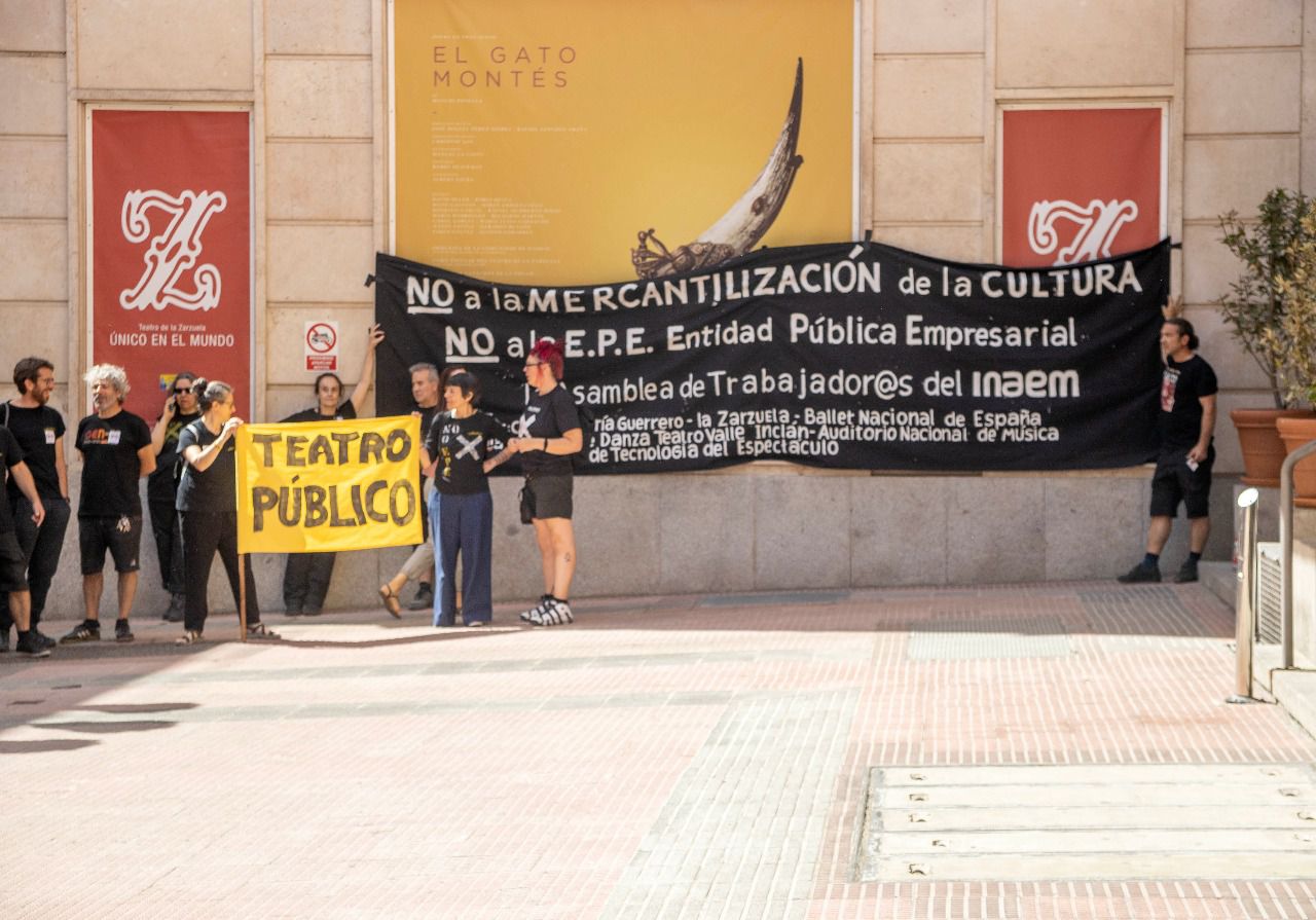 Protesta de los trabajadores del INAEM (Foto: Antonio Castro)