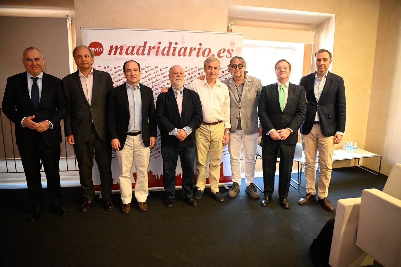 Foto de familia del arranque de la Jornada (Foto: Eduardo Diéguez)