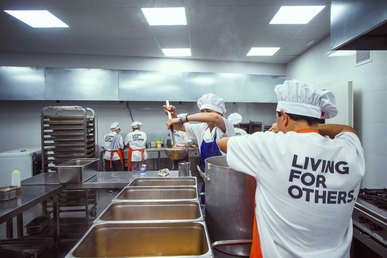 Voluntarios de la Cocina Social Vistalegre (Foto: Coorperación Internacional)